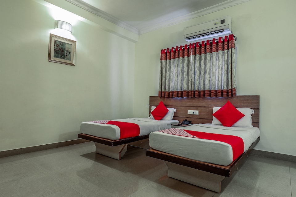 Capital O 6422 Luxor Park, Madhapur-II, Hyderabad