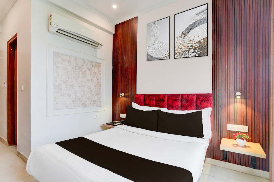 Super Townhouse Oak Arvindo Park Indira Nagar Formerly Rama Inn, New High Court Lucknow, Lucknow