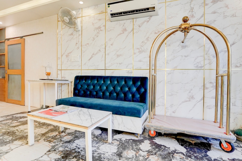 Super Townhouse Oak Arvindo Park Indira Nagar Formerly Rama Inn, New High Court Lucknow, Lucknow