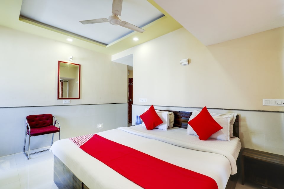 Flagship 76205 Hotel New Relax, Gnaesh Chokdi, Anand