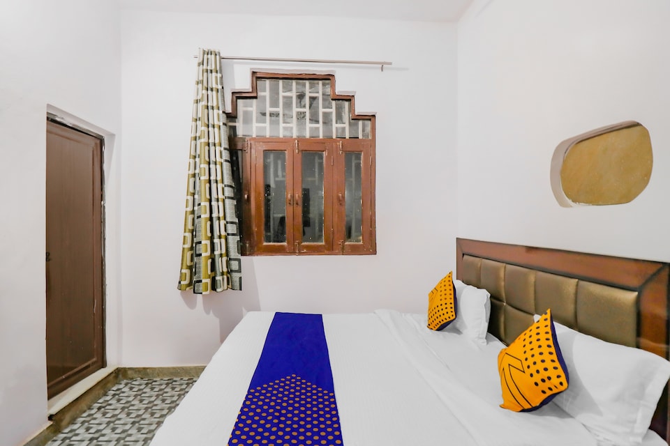 SPOT ON 76221 Tanveer Resort, Meerut, Meerut