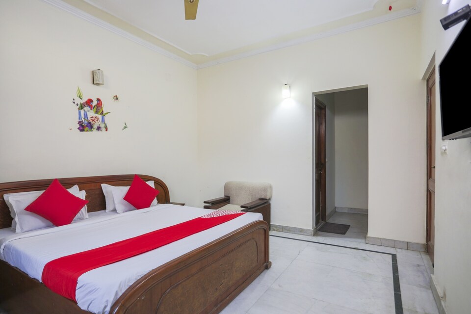 OYO 76225 Hotel Occazia , Noida City, Noida