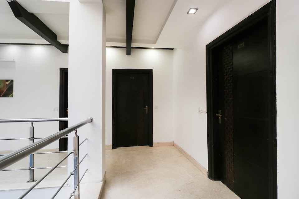Hotel O R R Residency , Old Gurgaon, Gurgaon