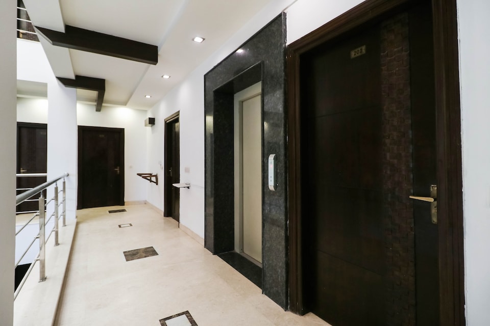 Hotel O R R Residency , Old Gurgaon, Gurgaon