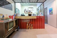 OYO 90126 Pen U Cottages 