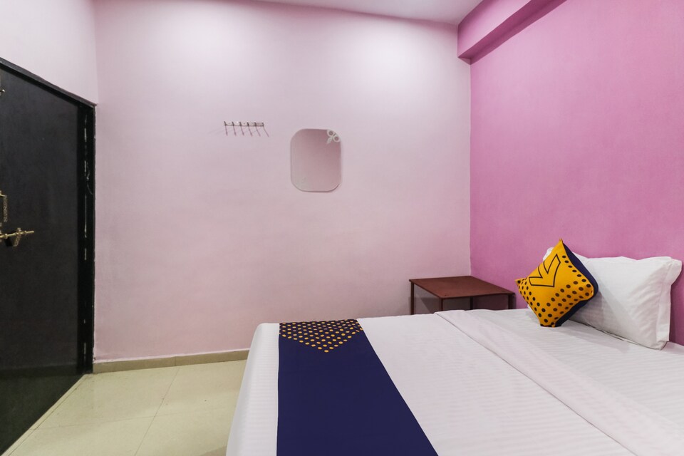 SPOT ON 76263 A Haweli Hotel, Shuklaganj Kanpur, Kanpur