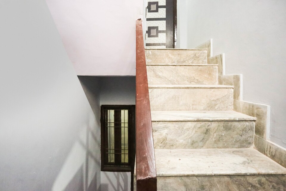 SPOT ON 76281 Moon Shine, Anand Vihar Delhi, Delhi