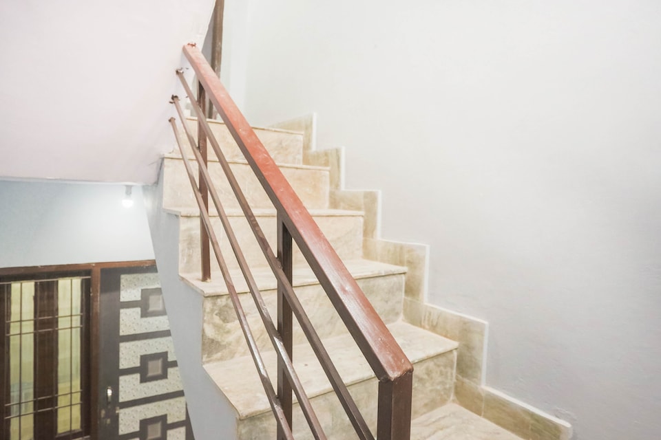 SPOT ON 76281 Moon Shine, Anand Vihar Delhi, Delhi