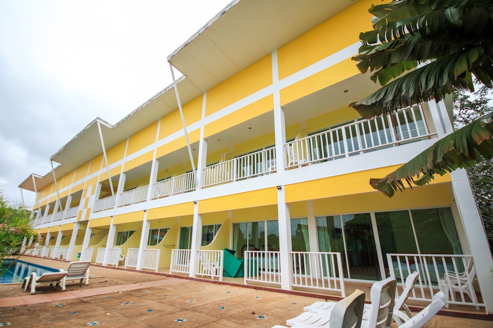 OYO 75361 Phuket Airport Sonwa Resort , Phuket Airport P2, Phuket