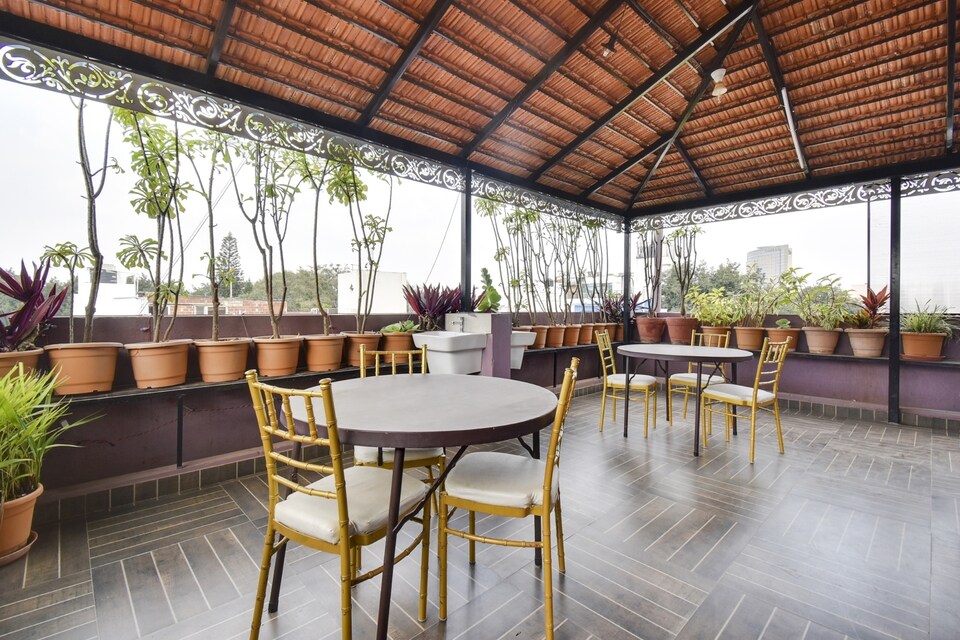 OYO Flagship 76298 Prime Suites, MG Road Bangalore, Bangalore