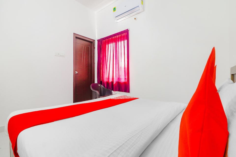 OYO 76299 R Square Nest, Kondapur, Hyderabad