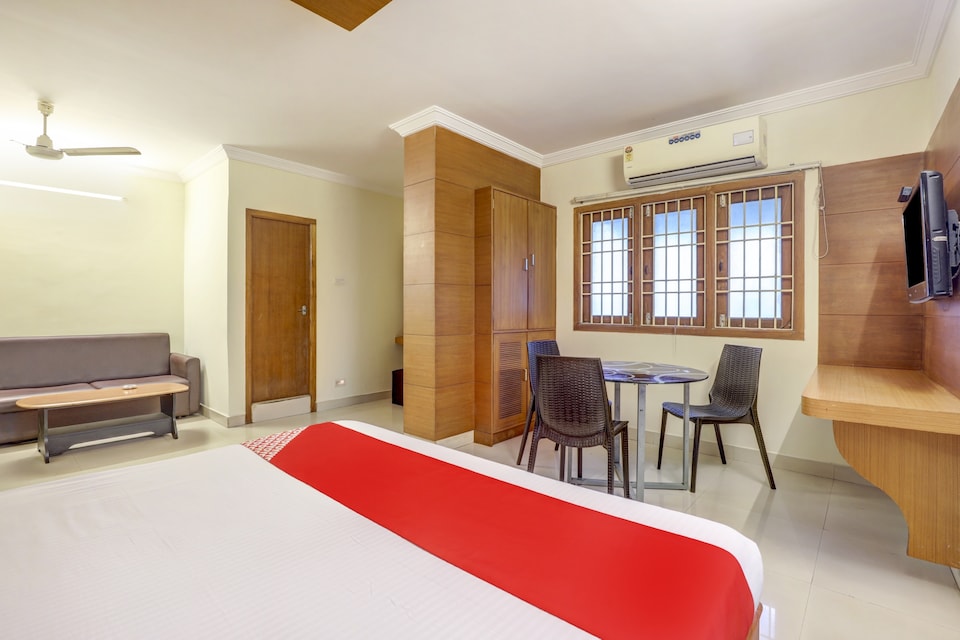OYO Flagship 76300 Rvp Residency, Mylapore, Chennai