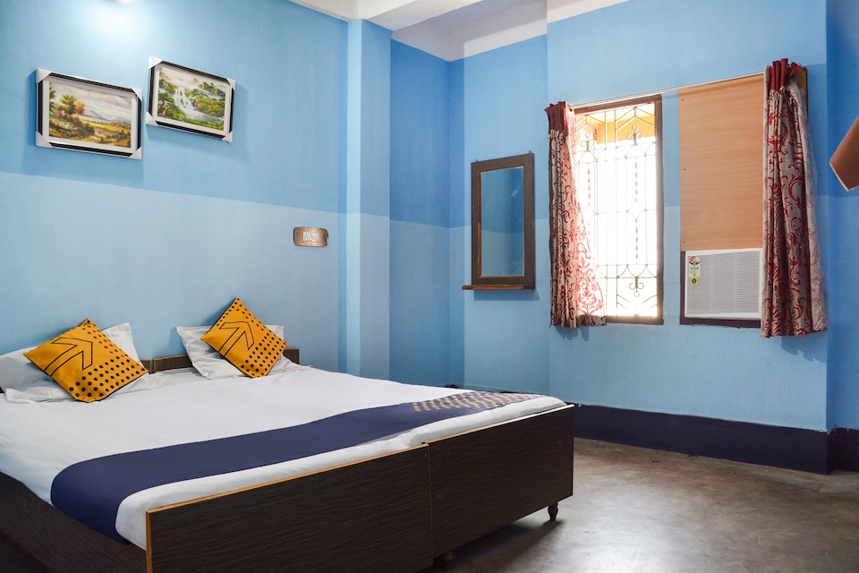 SPOT ON 76321 Puspanjali Guest House, Behrampur, Behrampur