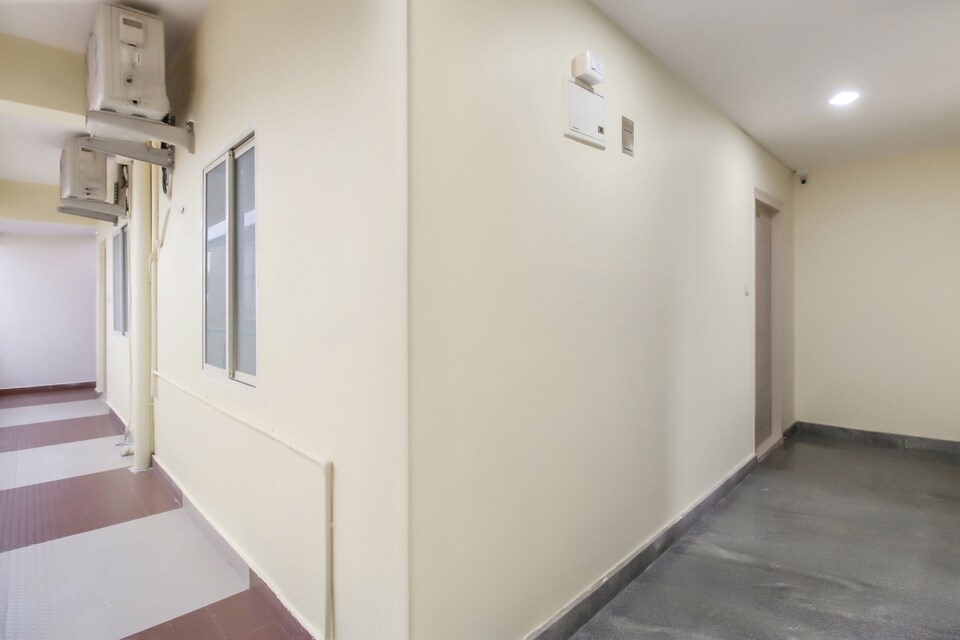 Hotel O Ujwal Comforts, Yeshwantupur Bangalore, Bangalore