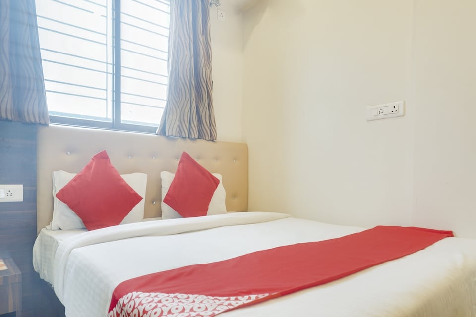 OYO 76351 The Grand Hotel, Baner Pune, Pune