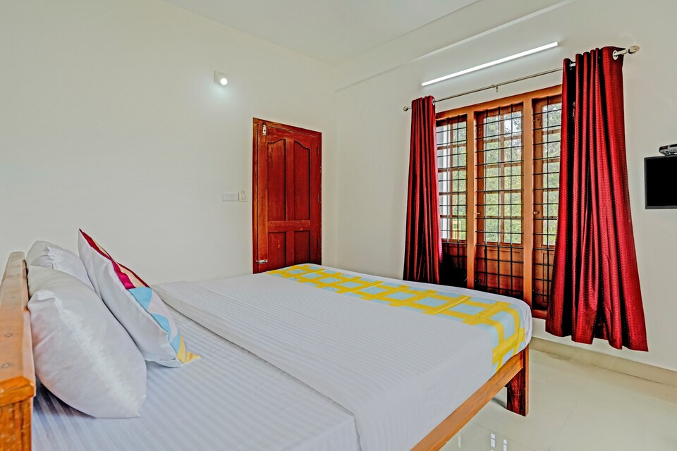 OYO Home 76368 Elegant Bay Leaf Inn, Anachal, Munnar