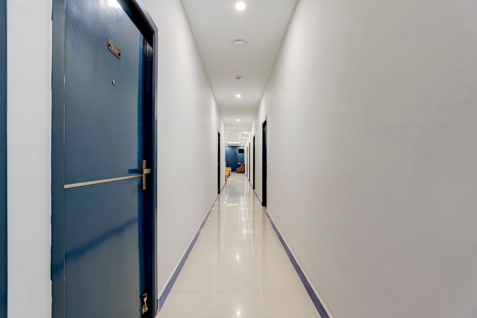 OYO SilverKey Nanganallur Near Chennai International Airport, Airport Chennai, Chennai