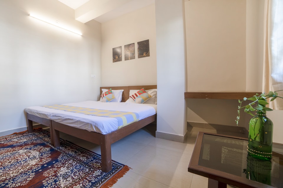 OYO Home 76373 Abode Sahastrdhara Rd, Rajpur Road Dehradun, Dehradun