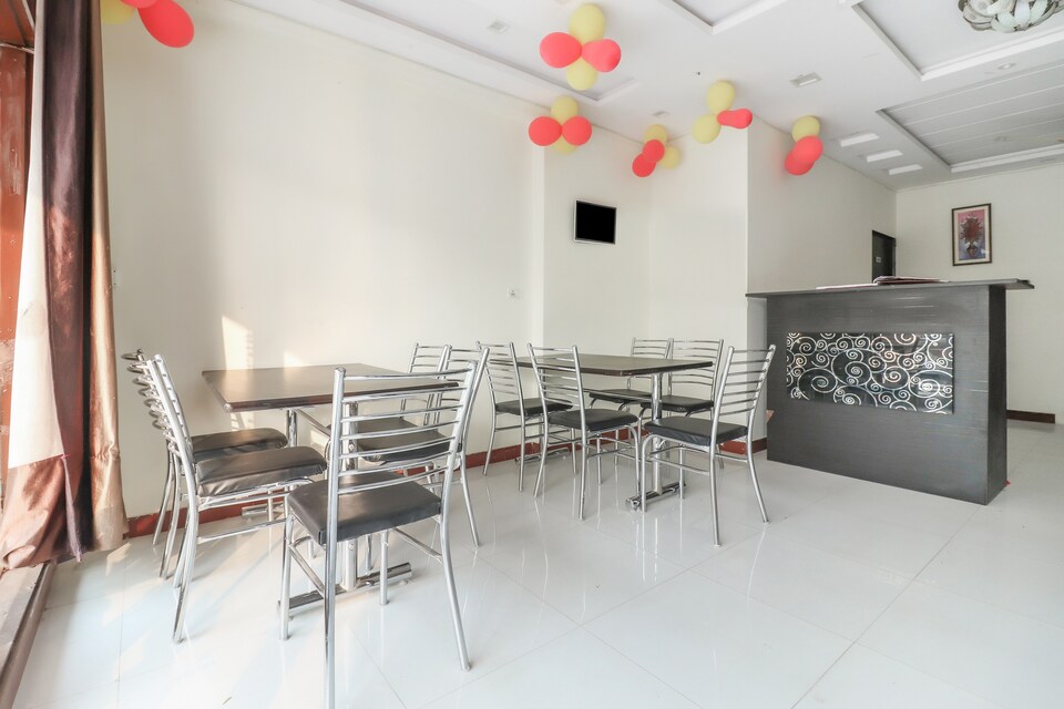 OYO Chef's Home Stay, Fatehabad Road, Agra