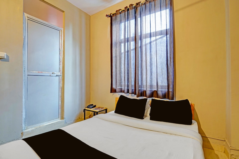 Super Hotel O AG Colony Park Patna Formerly Capital Pearl, Bailey Road, Patna