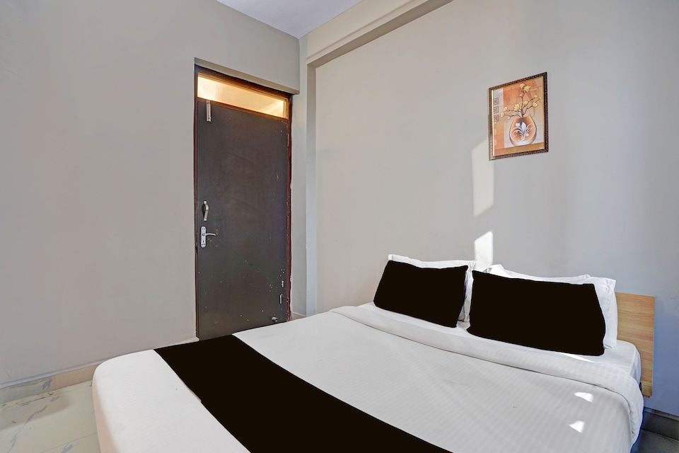 Hotel O AG Colony Park Patna Formerly Capital Pearl, Bailey Road, Patna