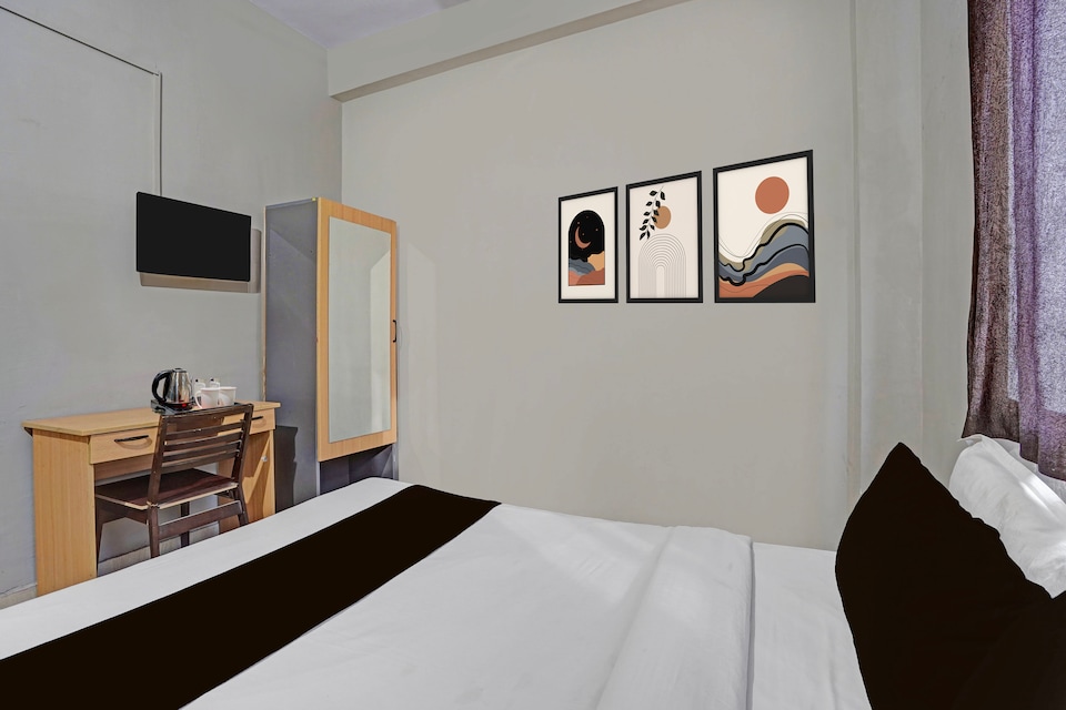 Super Hotel O AG Colony Park Patna Formerly Capital Pearl, Bailey Road, Patna