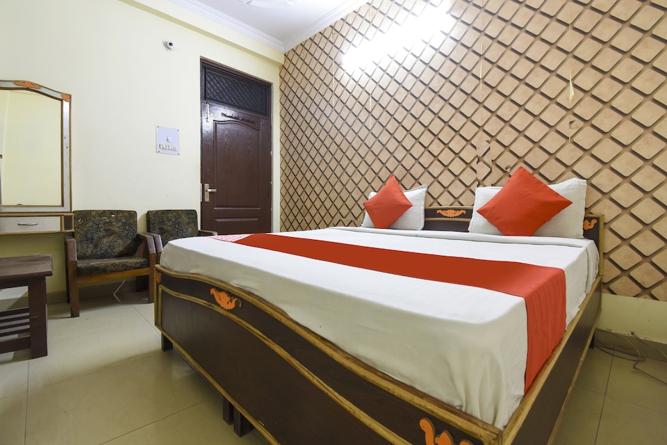 OYO 76394 Hotel Basanti, Har Ki Pauri Haridwar, Haridwar