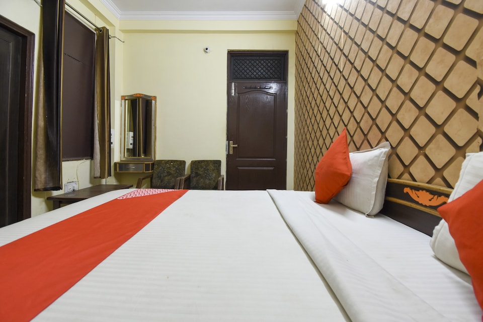 OYO 76394 Hotel Basanti, Har Ki Pauri Haridwar, Haridwar