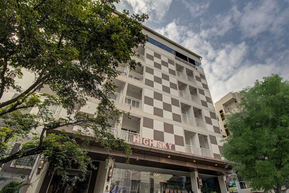 Capital O 76397 The Premium, Marathahalli Bangalore, Bangalore