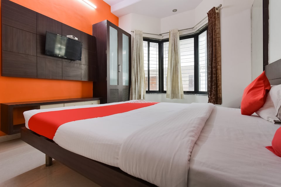 Hotel O Sai Suman Palace, Shirdi, Shirdi