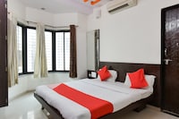 Hotel O Sai Suman Palace