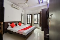 Hotel O Sai Suman Palace