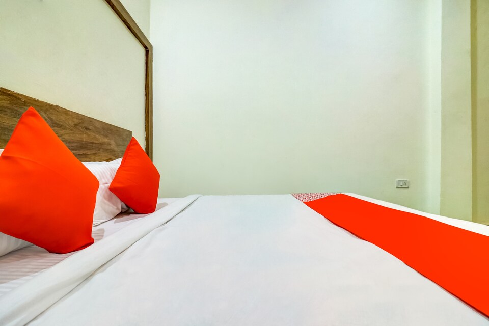 OYO Ashoka Hotel And Guest House, Gwalior, Gwalior