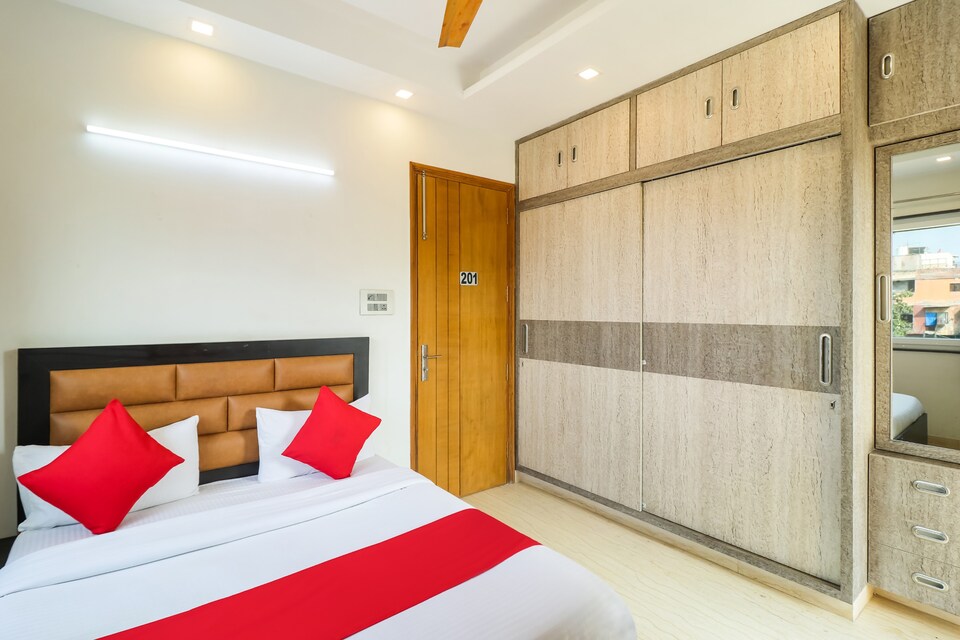 OYO 76436 Hotel Floyd, Greater Kailash Delhi, Delhi