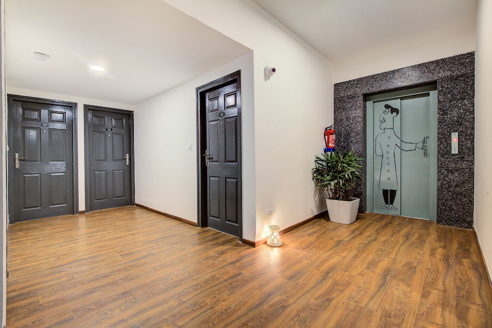 OYO 76438 hotel APS INN, Civil Lines - High Court, Prayagraj