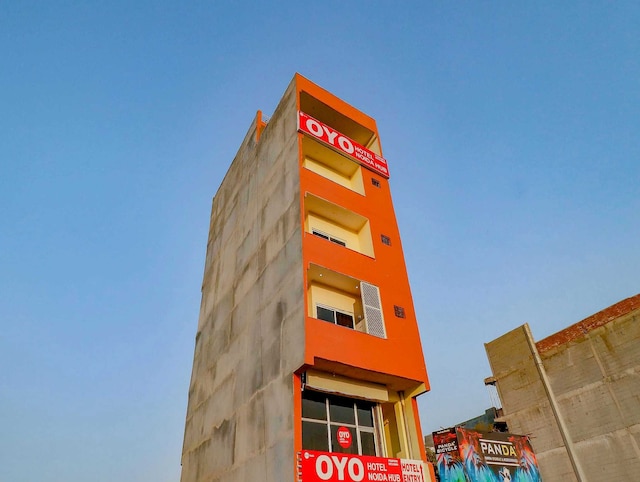 Hotel O AM Residency