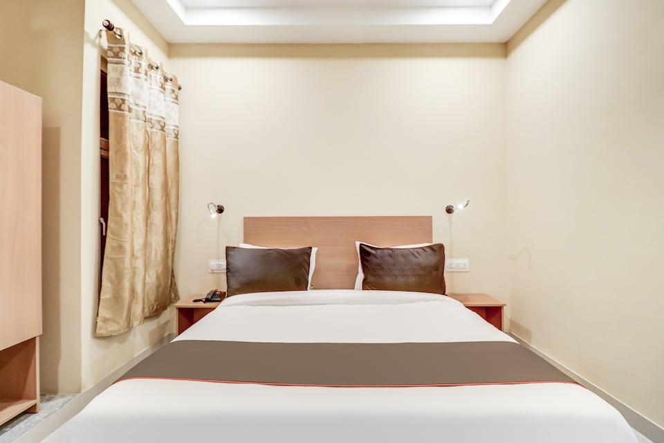 Collection O Pulpehladpur Near Tughlakabad Station Metro Station, Okhla Jasola Delhi, Delhi