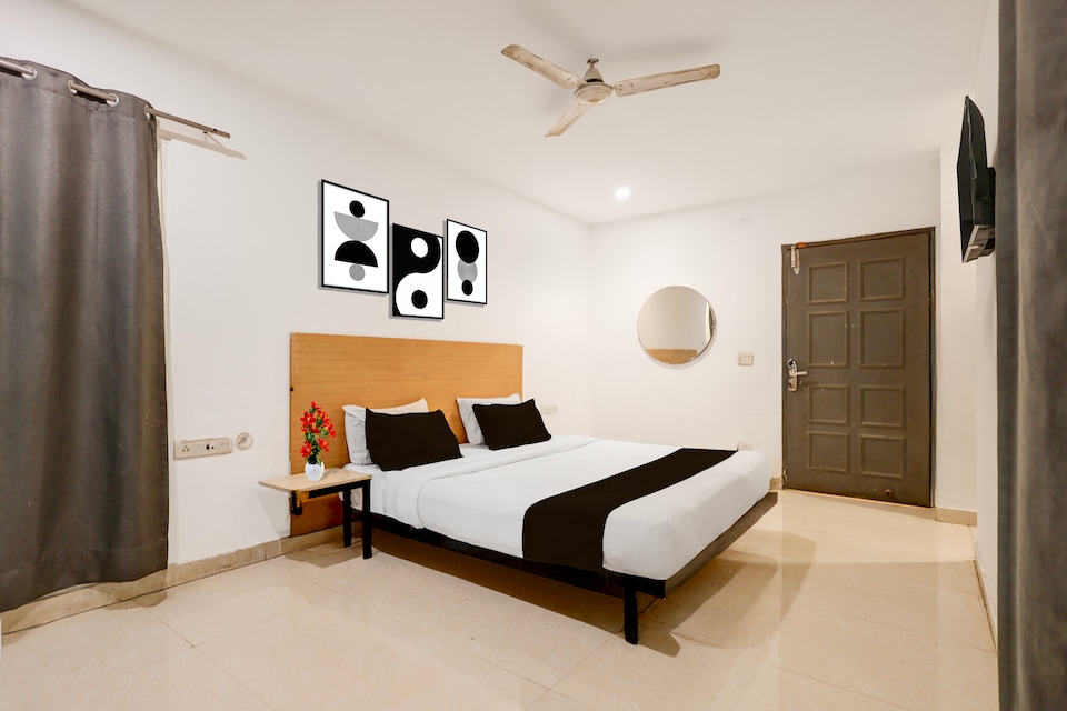 Townhouse The Shubham, Airport Lucknow, Lucknow