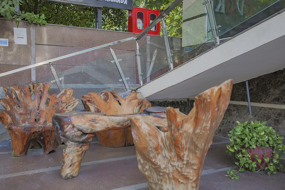 OYO Townhouse 76479 Evoke by Ramada, Greater Kailash Delhi, Delhi