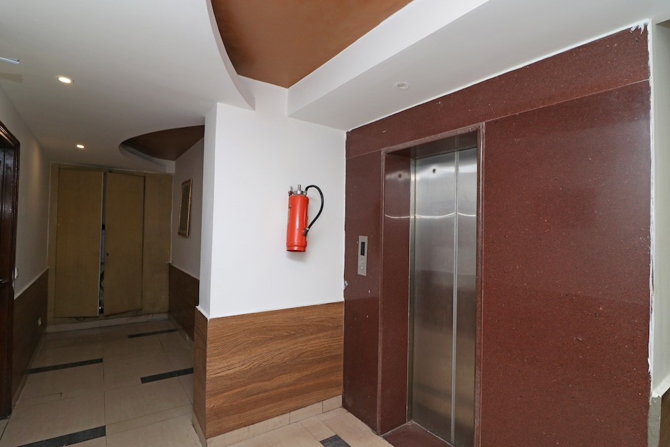 OYO Hotel Valley Plaza, Rajpur Road Dehradun, Dehradun