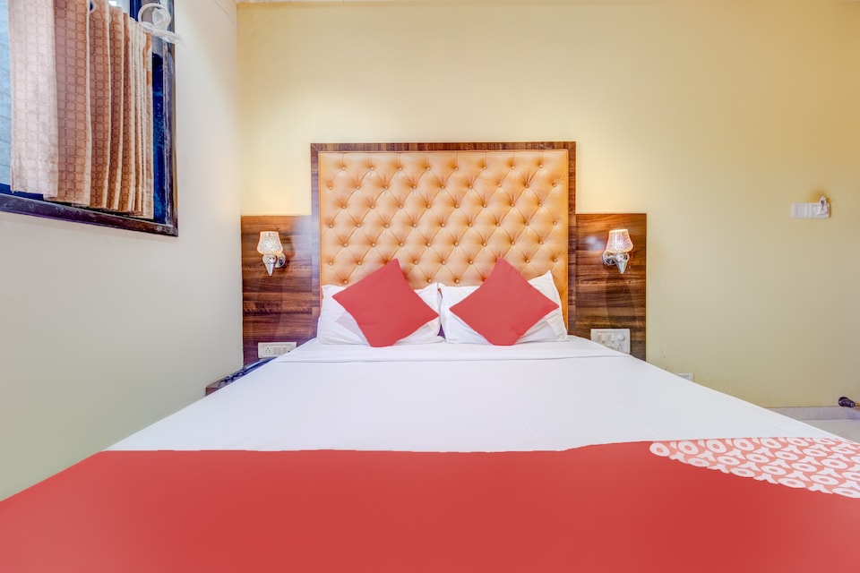 OYO 76481 Hotel Silver Elite, Mumbai CST-Churchgate-Colaba, Mumbai