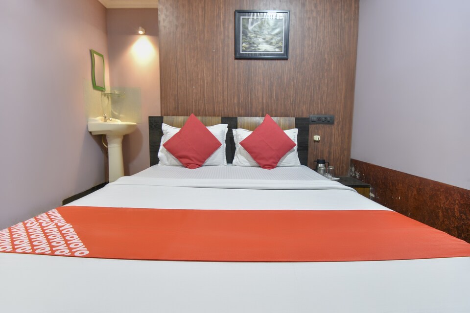 OYO Hotel Impex Residency Near Airport Road Metro Station, Mumbai International Airport, Mumbai