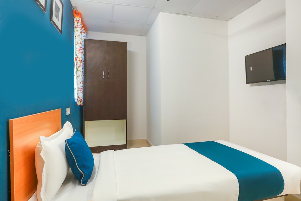 Live on CHN2162, Vadapalani Chennai, Chennai