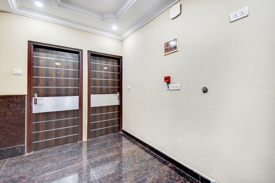 Hotel O Royal star hotel, Koramangala Forum Mall, Bangalore