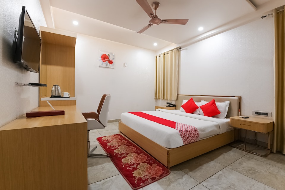 OYO JAI1234 Phulwani's Hotel, Sindhi Camp, Jaipur
