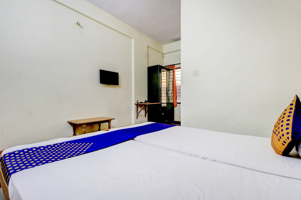 SPOT ON 76536 Silver House , Manipal, Udupi-Manipal