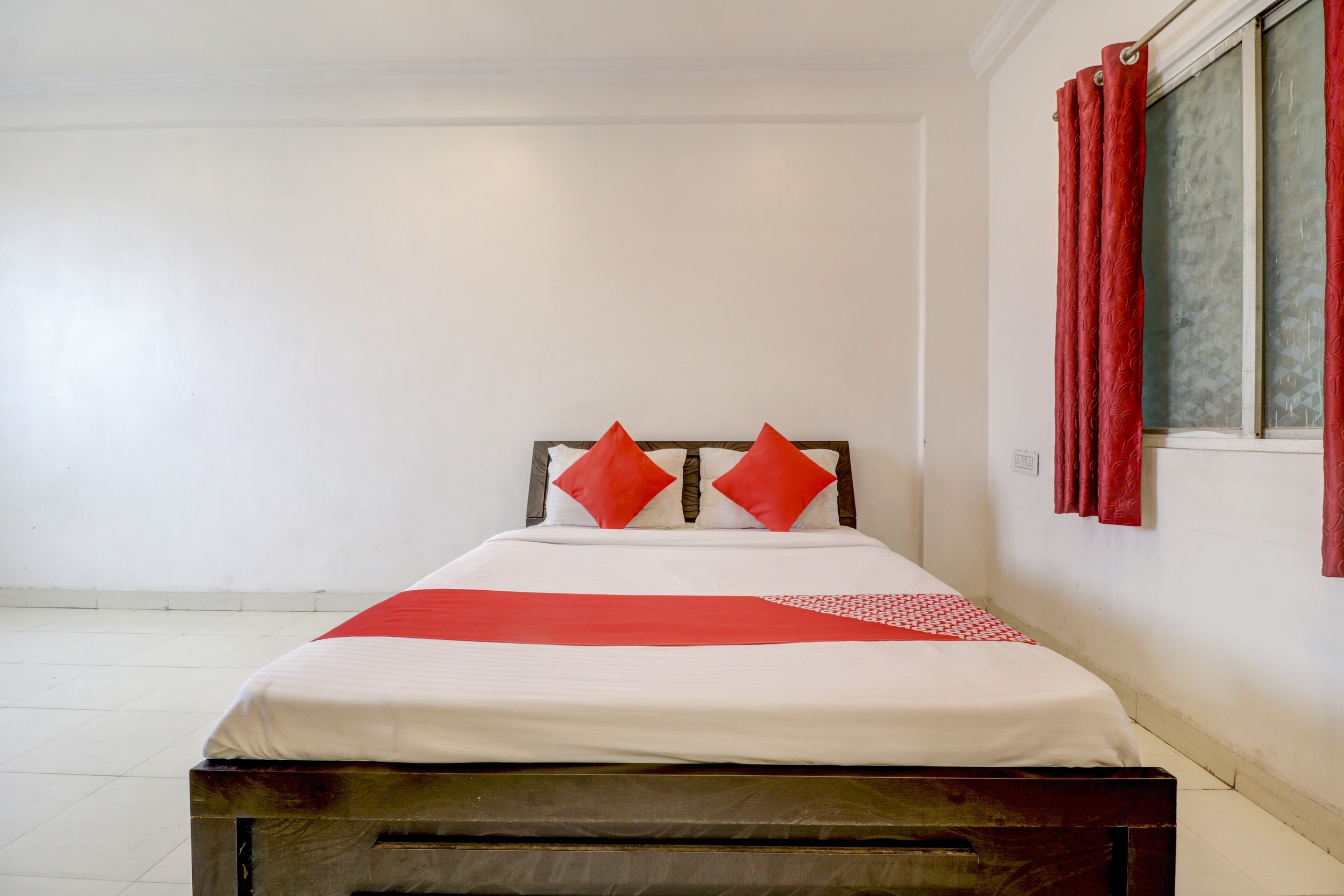 OYO 76538 Hotel Sai Residency  OYO Rooms Pune  Book    1822 OYO