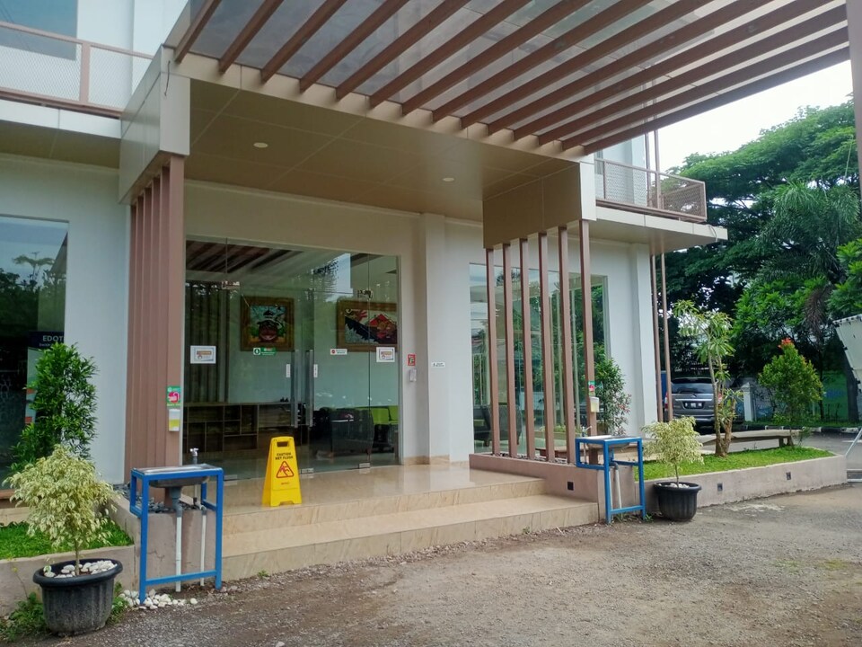 OYO 90102 Edotel Hotel By Dbest Hospitality, Soekarno Hatta, Bandung