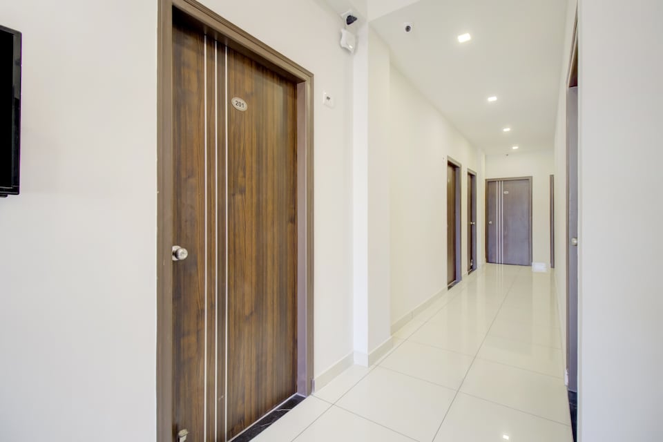 Super Hotel O Urban Inn, Yeshwantupur Bangalore, Bangalore