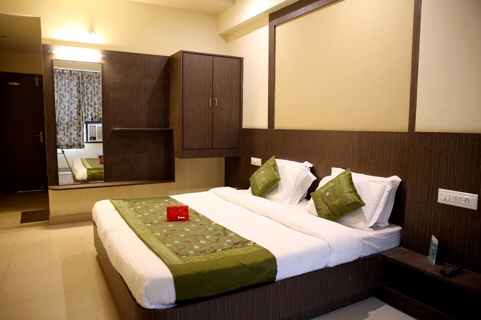 OYO 976 Hotel North Star, Gulab Bagh, Udaipur